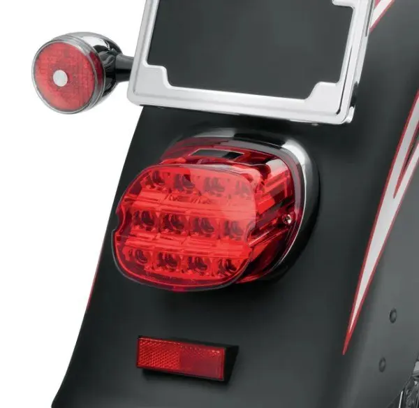 Feux arrière Led pour Harley Road Glide - Rouge