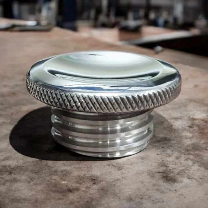 Bouchon de réservoir JETSON - Alu poli – Profil bas bombé | Motone Customs