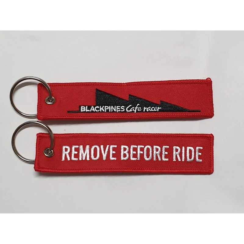 Porte clés REMOVE BEFORE RIDE
