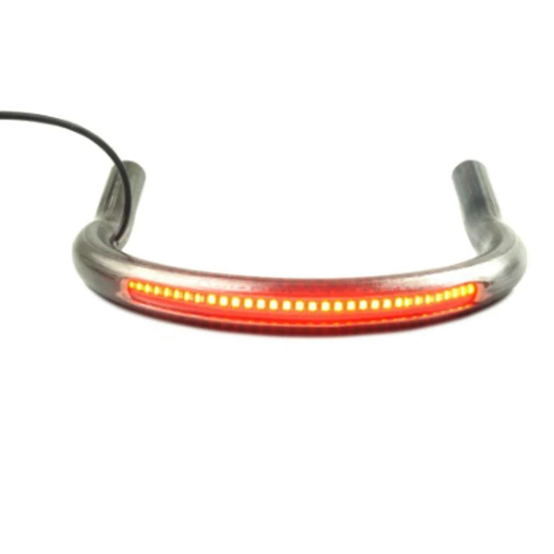 Boucle arrière courbée avec feu LED 22 mm 195 mm
